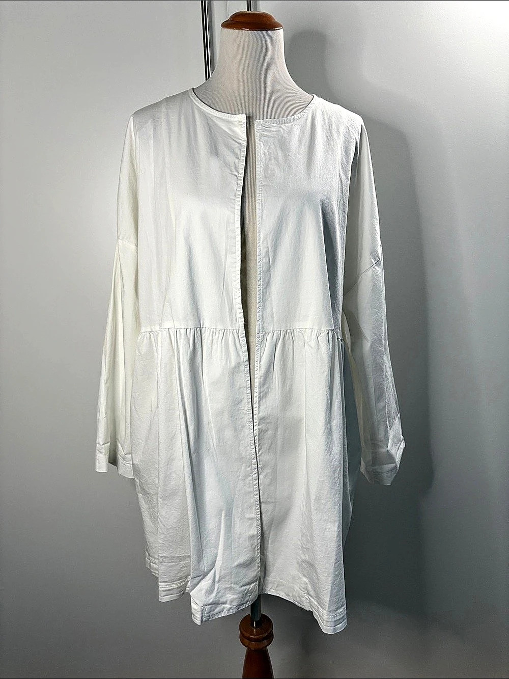 Amici by Baci 21939216 White Long Sleeve “Painters” Open Jacket Size Small